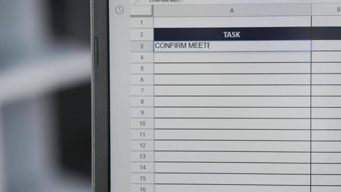人员标记任务在在线计划，待办事项列表中确认与客户的会议