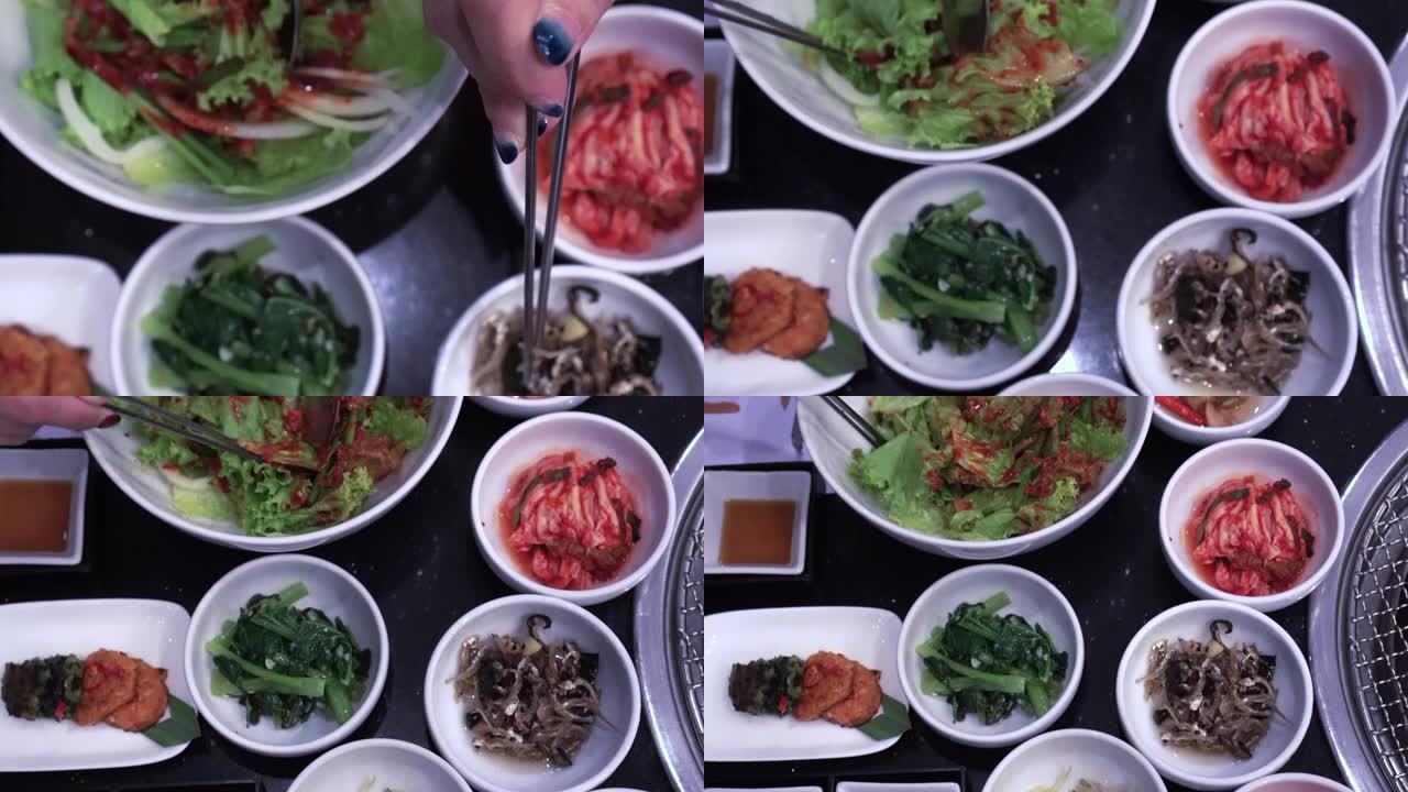 各种韩国小配菜全桌烧烤餐