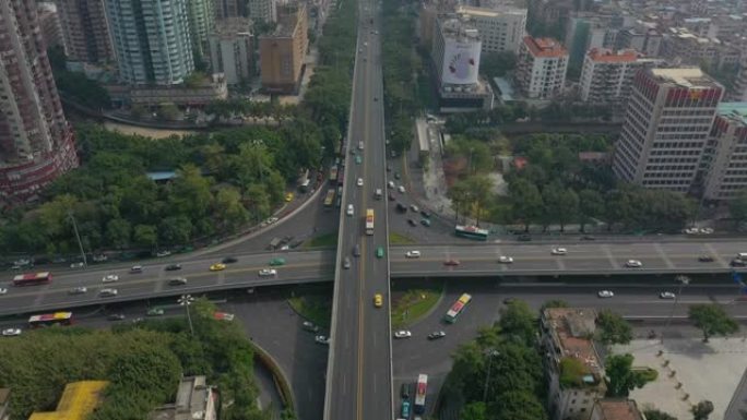 阳光灿烂的日子广州市交通街路环十字路口空中俯拍全景4k中国