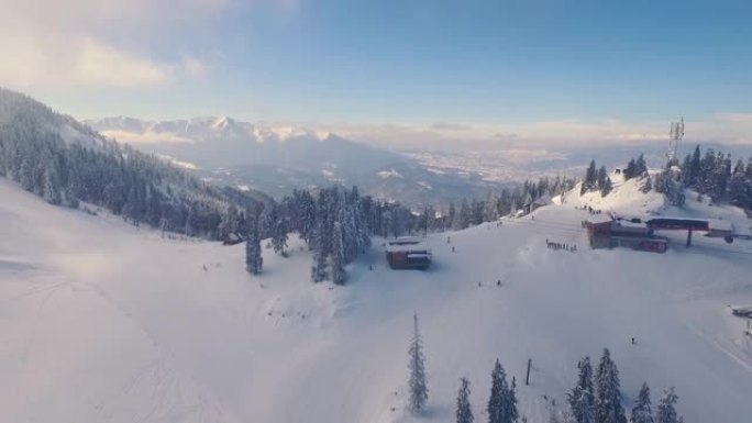 罗马尼亚波亚纳布拉索夫滑雪坡鸟瞰图2