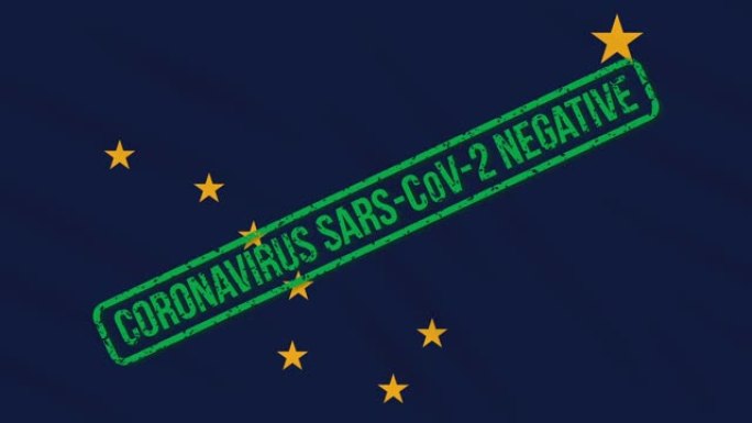 美国阿拉斯加州摇摆的旗帜上印有从冠状病毒中自由的绿色印章，循环