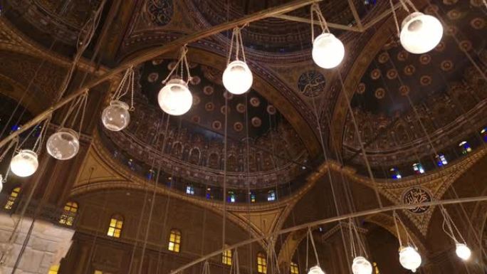 美丽的穆罕默德·阿里清真寺圆顶位于埃及首都开罗。