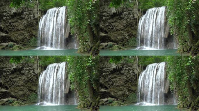 国家公园的四面湾瀑布三级，泰国北碧府著名的旅游胜地。