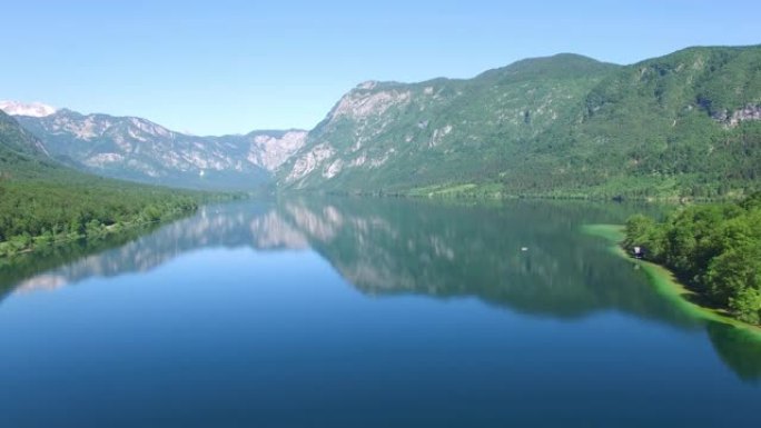 飞越斯洛文尼亚Bohinj湖