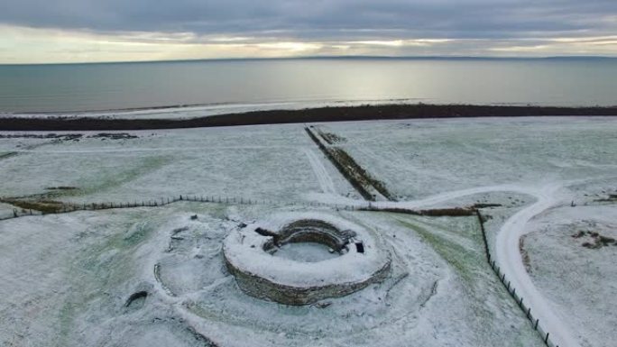 凯恩·莱思·布罗奇铁器时代堡垒马里·费斯·萨瑟兰苏格兰英国冬雪