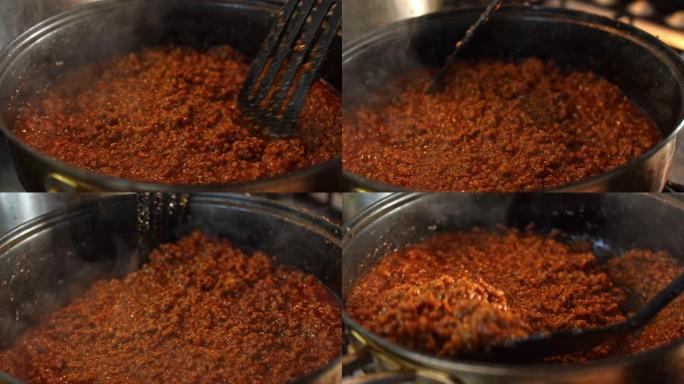 将肉末肉酱与肉末混合在锅中，然后盖上盖子。意大利美食概念