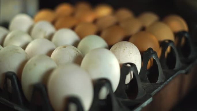 厨房里的鸡蛋和鸭蛋