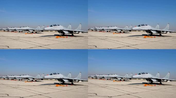 带有战争武器的塞尔维亚空军喷气机。塞尔维亚遭北约1999年轰炸