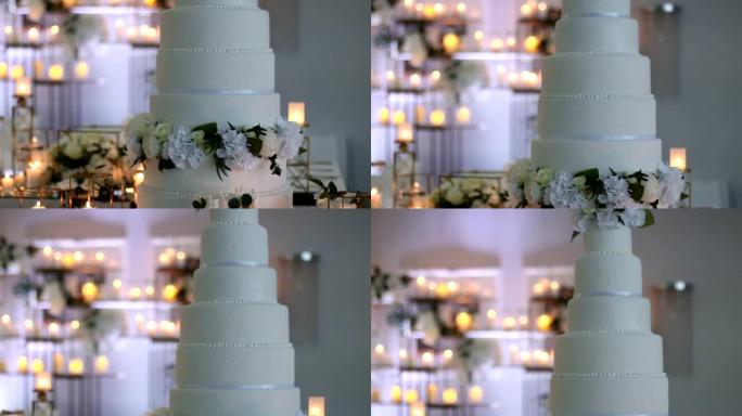 多层白色婚礼蛋糕