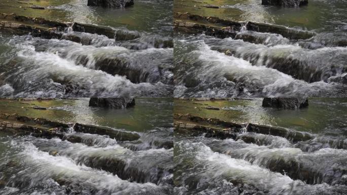 淡水流过河上的阶梯状岩石