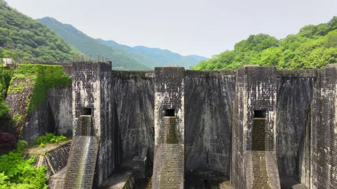 香川县宽音寺市的日本四国历史水坝