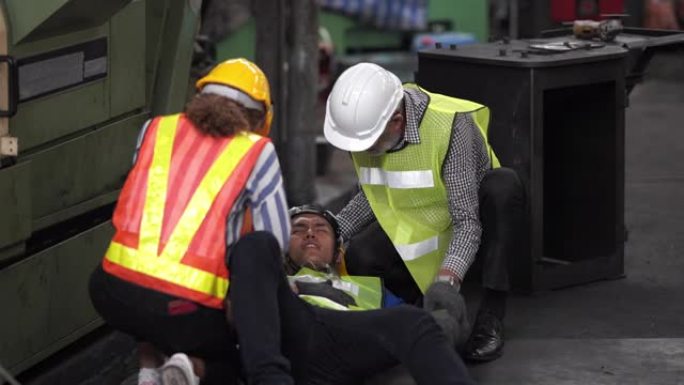 在工厂使用铣床工作期间发生的工人事故