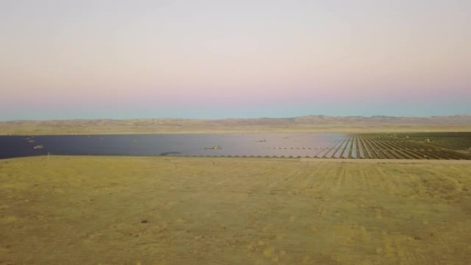 加州谷太阳能农场黄玉天线