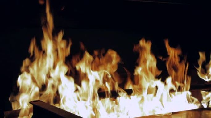 高温炉内有火焰的铸造厂工业