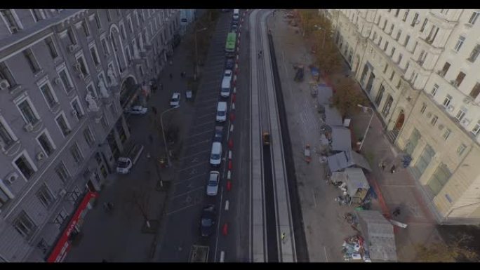 道路重建与电车轨道交叉口，施工现场