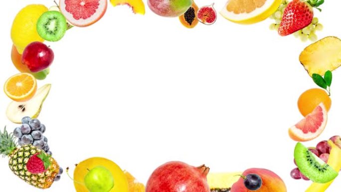 从中心出现的许多不同热带水果的创意4k定格视频动画，冻结了片刻，并在白色背景上向不同方向飞行。水果爆