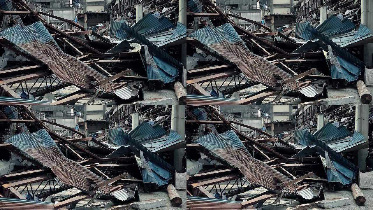 日本福岛-03/11/2011: 海啸后，仓库被毁，废墟无处不在