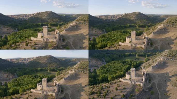 中世纪的防御建筑位于乌塞罗，建于12世纪。乌塞罗城堡无人机视频西班牙