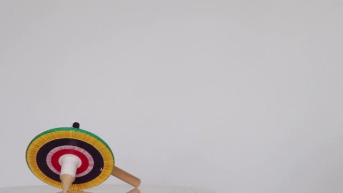 墨西哥木制传统陀螺玩具