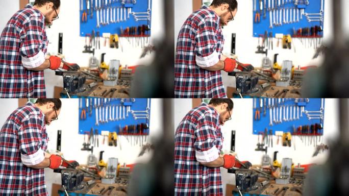 小作坊里的金属工人