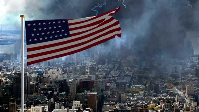美国国旗飘扬并在大城市的暴风雨中坠落