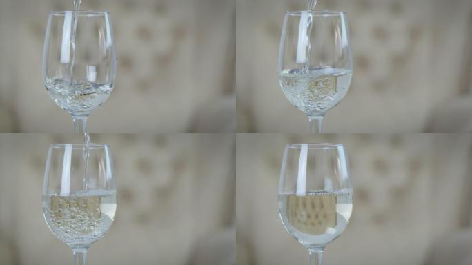 对于white wine into a glass。