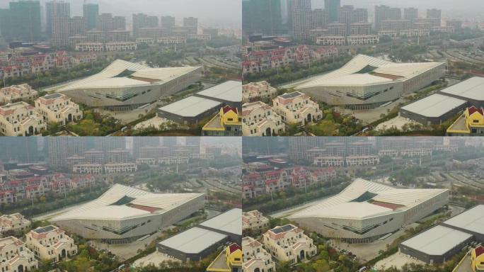 白天烟雾青岛市全球创意研究中心空中全景4k中国
