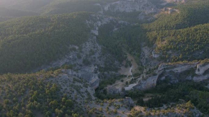圣巴托洛梅-罗伯斯自然公园无人驾驶飞机视频西班牙冬宫