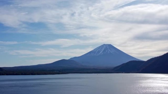 日本本冢湖富士山