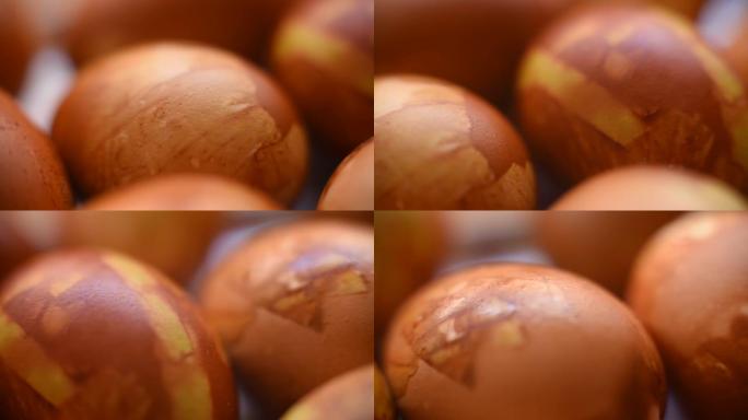 复活节彩蛋。碗中手绘复活节彩蛋的视频。