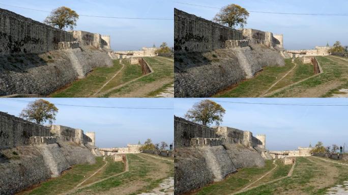 贝尔格莱德要塞Kalemegdan上城的中世纪城墙