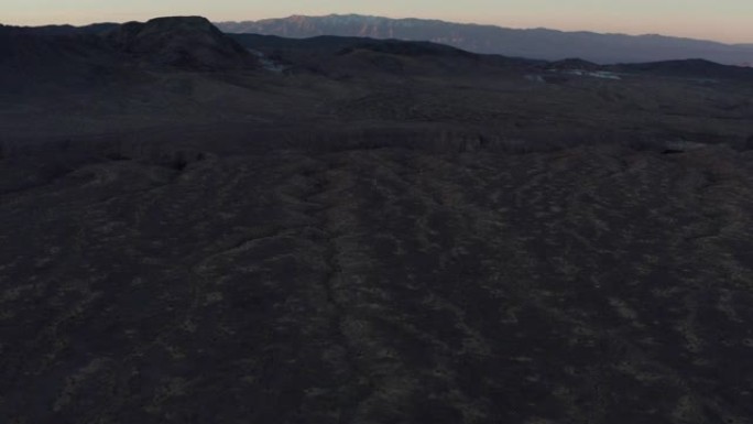 从加利福尼亚州特科帕看到的阿瓦瓦茨山脉-黎明-空中