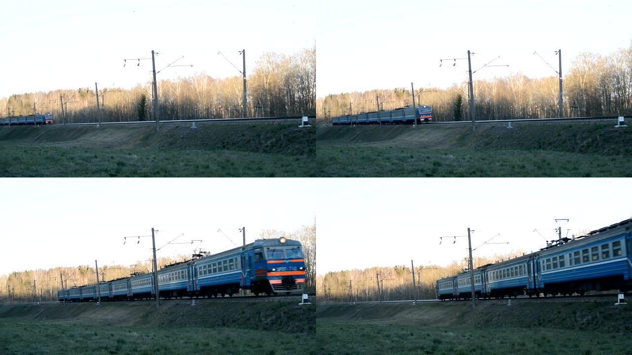 白俄罗斯开往明斯克的经济舱客运列车