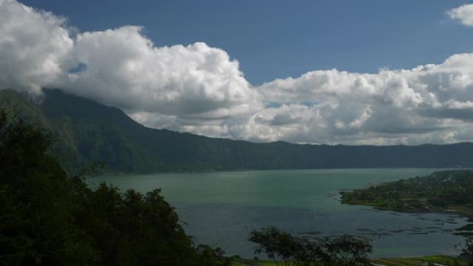 巴厘岛著名火山湖山顶部全景4k印度尼西亚