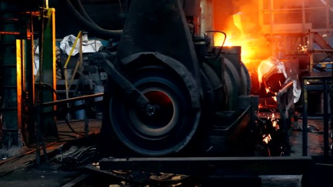 铸造厂的铁管离心管铸造机