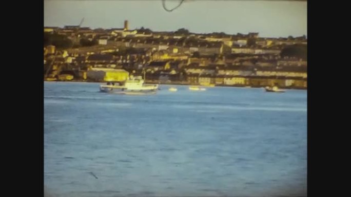 英国1978，河上的小船