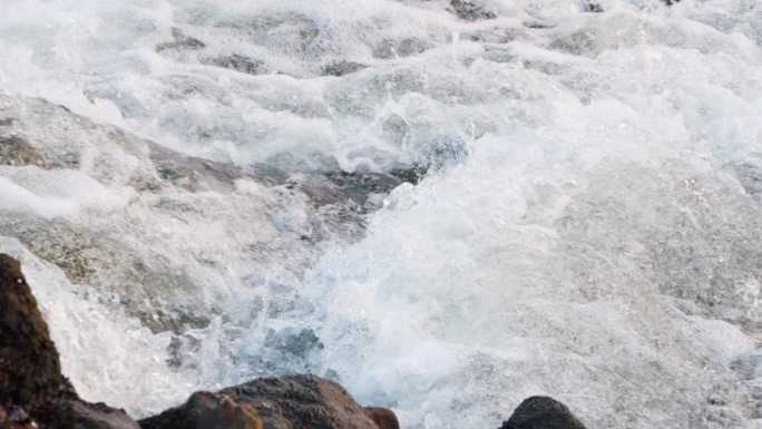 河水 小河 溪流 水浪 浪花 水花 浪涛