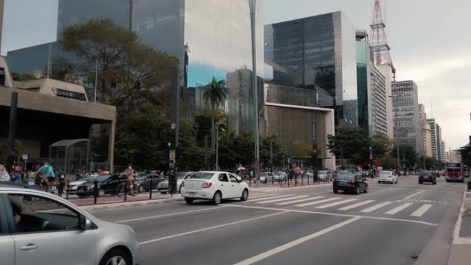 保利斯塔大道，位于巴西圣保罗市。