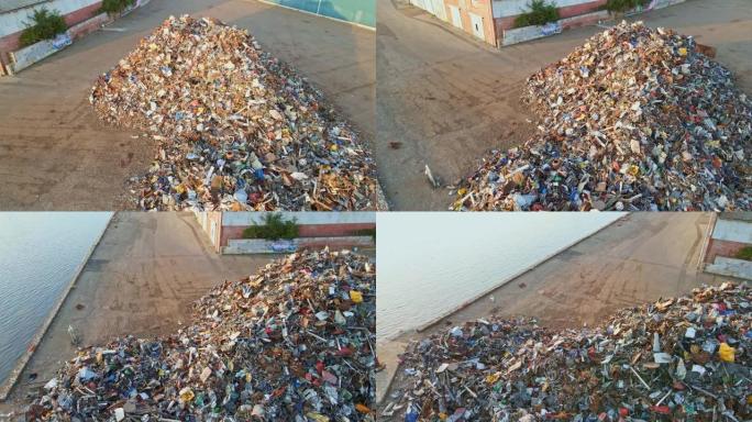 大量的金属垃圾准备运往回收。4k航拍镜头。