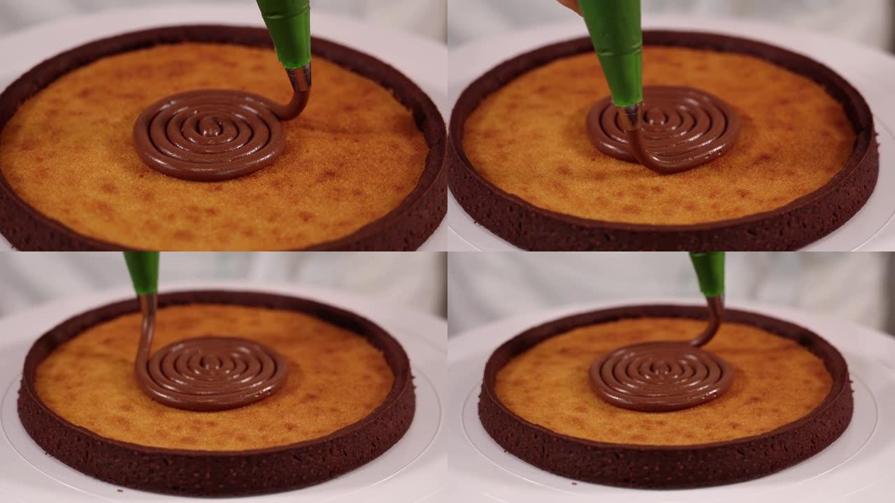 将巧克力填充螺旋放在传统馅饼上