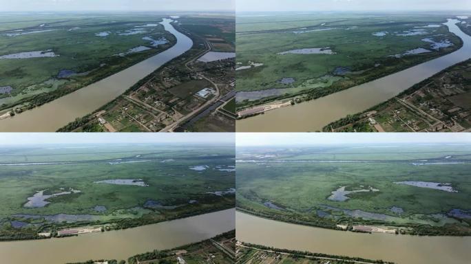 Ermakov岛的全景，摄像机向左侧旋转180度。鸟瞰图，4k-60fps。多瑙河三角洲的多瑙河生物