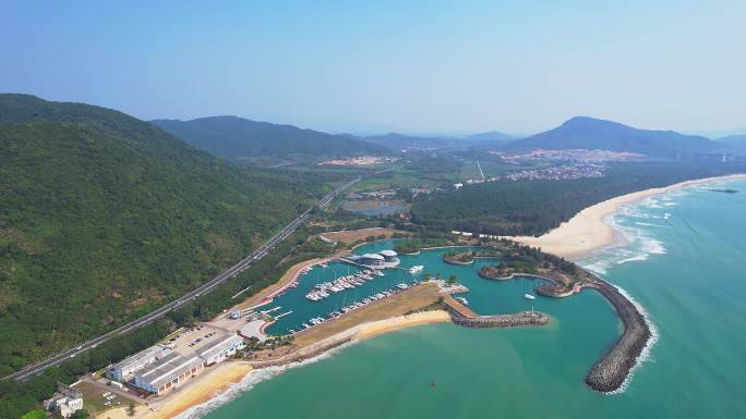 海南华润石梅湾国际游艇码头风景