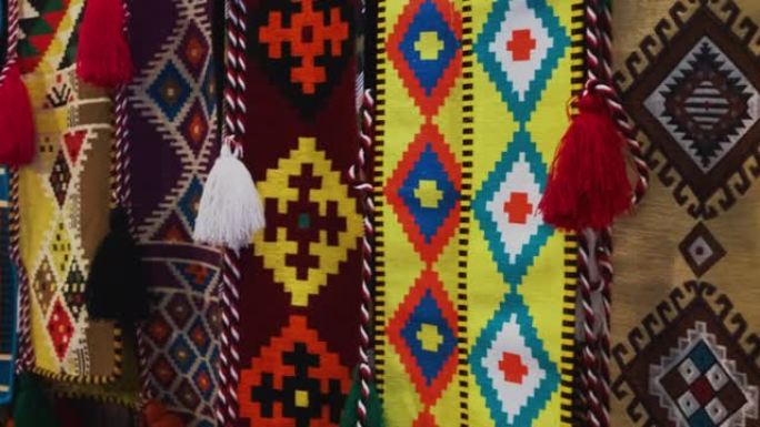传统彩色阿拉伯波斯纺织品和地毯特写