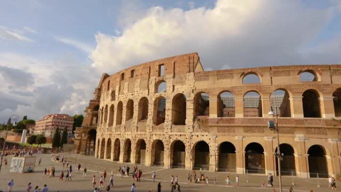 罗马体育馆的立面，夏季天气晴朗的罗马体育馆。意大利罗马体育馆