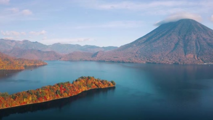 中禅寺湖和南台山