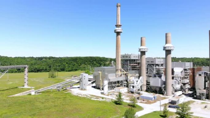 密苏里州中西部退休的燃煤和丙烷发电厂4k无人机视频