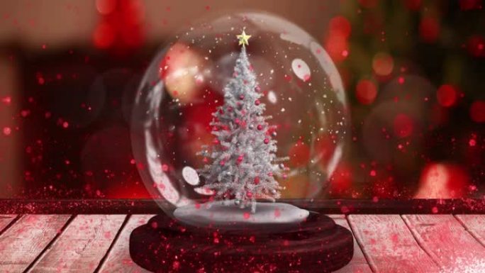 雪球中的圣诞树动画，带有发光的仙女灯和木制冲浪上的流星