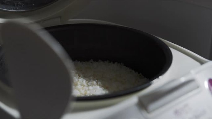 日本料理，现做米饭