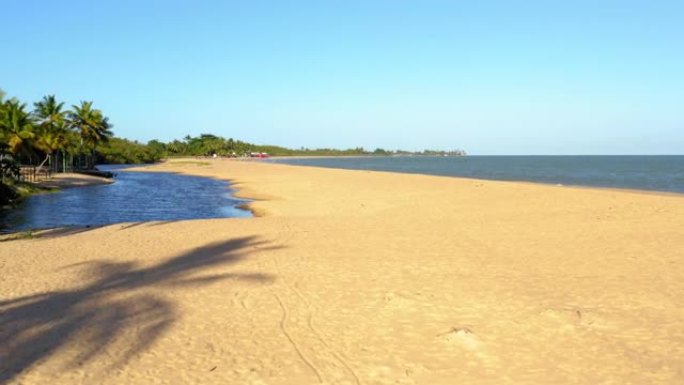 巴西巴伊亚州塞古罗港塔佩拉普海滩鸟瞰图