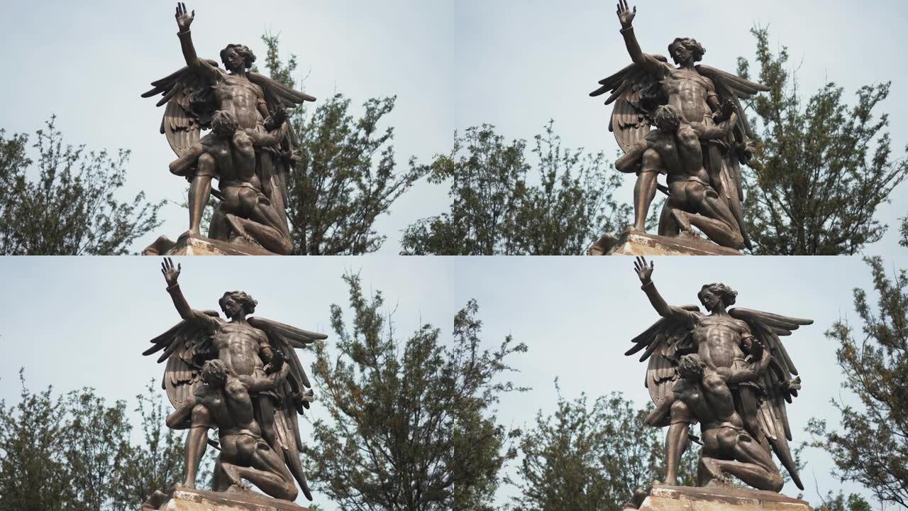 阿拉米达中央贝多芬纪念碑上的一个男人和一个天使的雕像